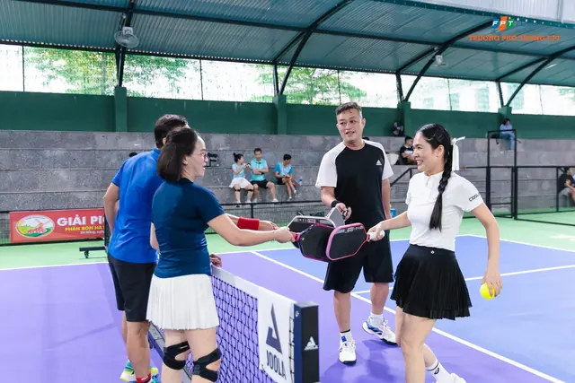 Unity Cup 2025: Các vận động viên pickleball bên lưới
